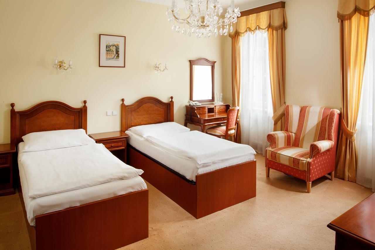 Lazensky Hotel Moskevsky Dvur Karlovy Vary Ngoại thất bức ảnh