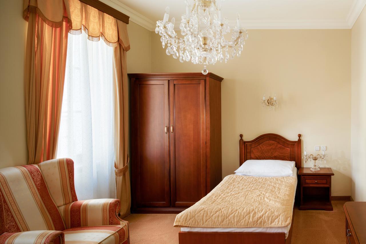 Lazensky Hotel Moskevsky Dvur Karlovy Vary Ngoại thất bức ảnh